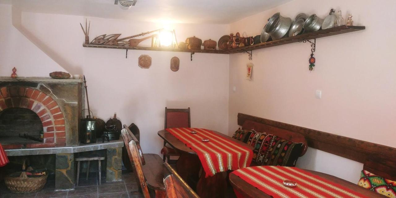 Guest House Vodolei Котел Екстер'єр фото