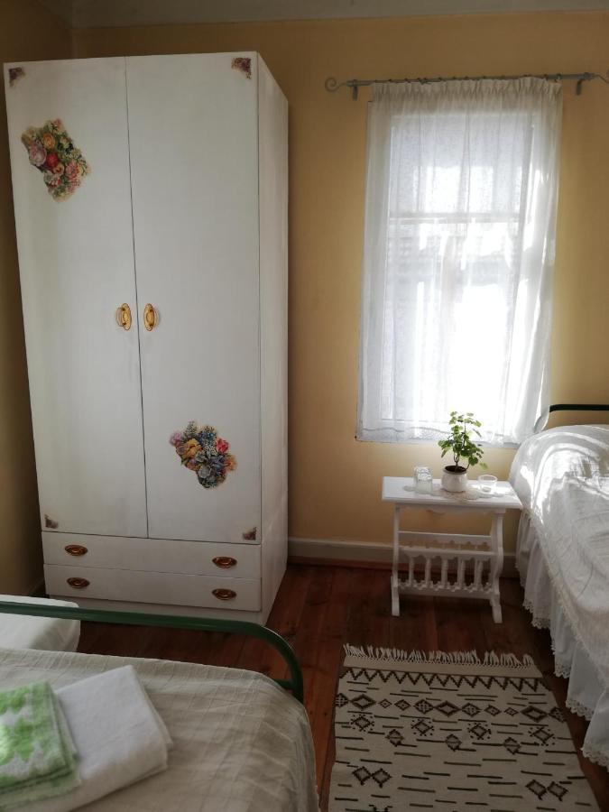 Guest House Vodolei Котел Екстер'єр фото