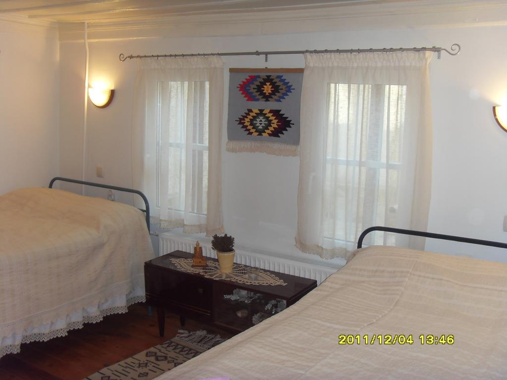Guest House Vodolei Котел Екстер'єр фото